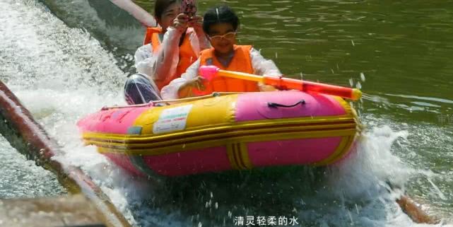 6月15日,大熊山仙人谷第二届“戏水漂流季”盛大开启