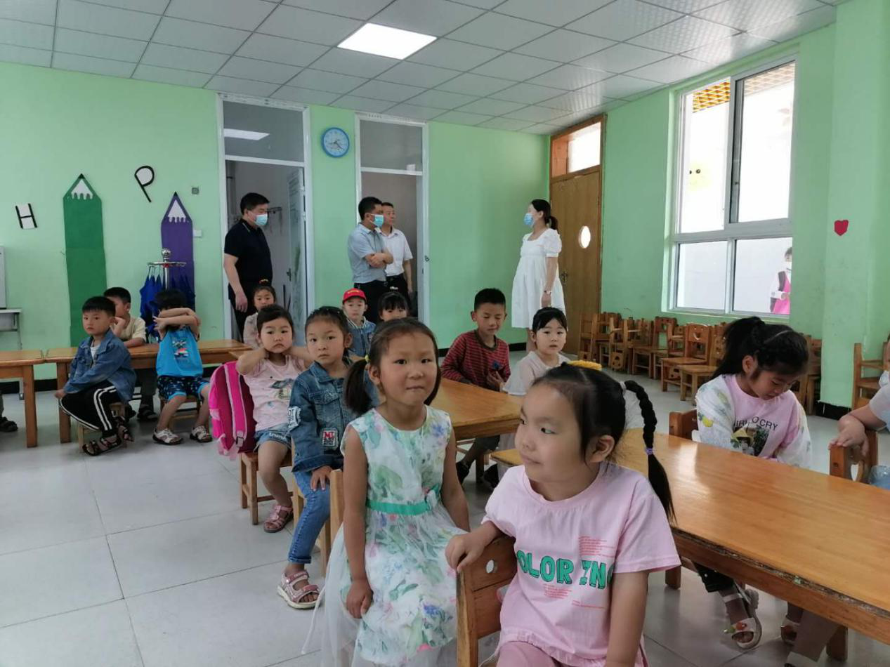“精准防控，抓细做实”----- 正阳县教育局领导到正阳县第二幼儿园督察开学情况